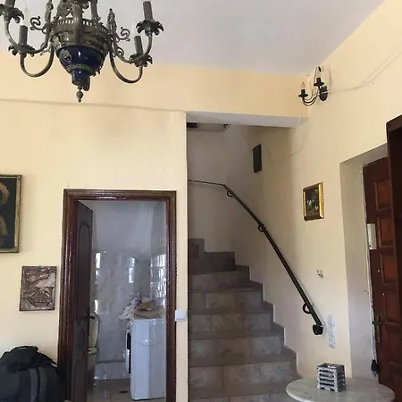 Siesta Mani Mountain Retreat Holiday home *
