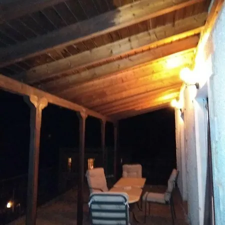Siesta Mani Mountain Retreat Holiday home Flomochori