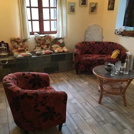 Σπίτι διακοπών Siesta Mani Mountain Retreat Flomochori
